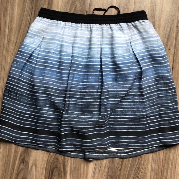 Vince Silk French Blue Watercolor Skirt - Picture 8 of 10